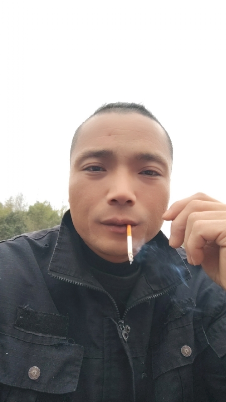 伯爵的第一张照片--长乐闪婚服务中心