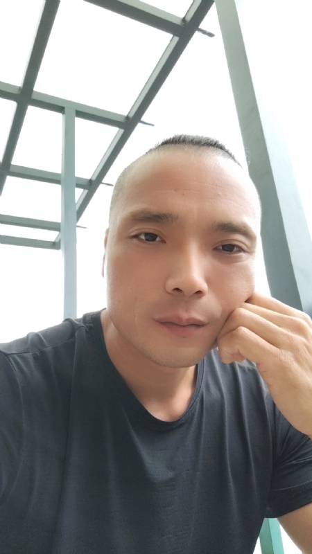 伯爵的第三张照片--长乐闪婚服务中心